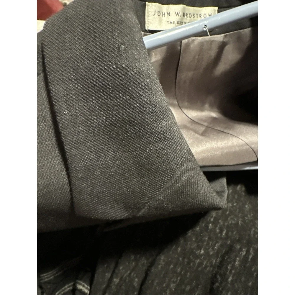 John W Nordstrom Men's Suit Jacket 44R38 Canada Gray Wool Blazer Dark Gray‎